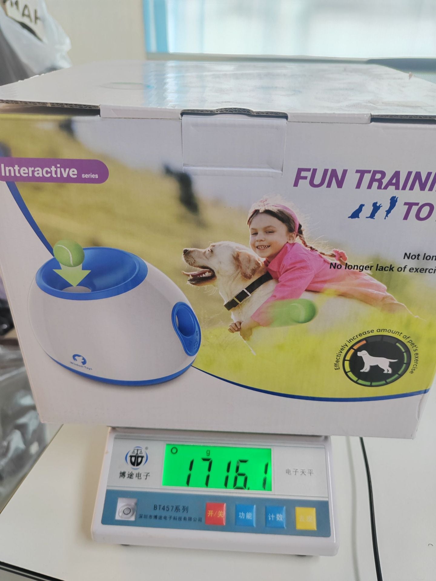 New automatic pet launcher, interactive dog walking toy, tennis ball thrower, three-speed adjustable tennis ball launcher