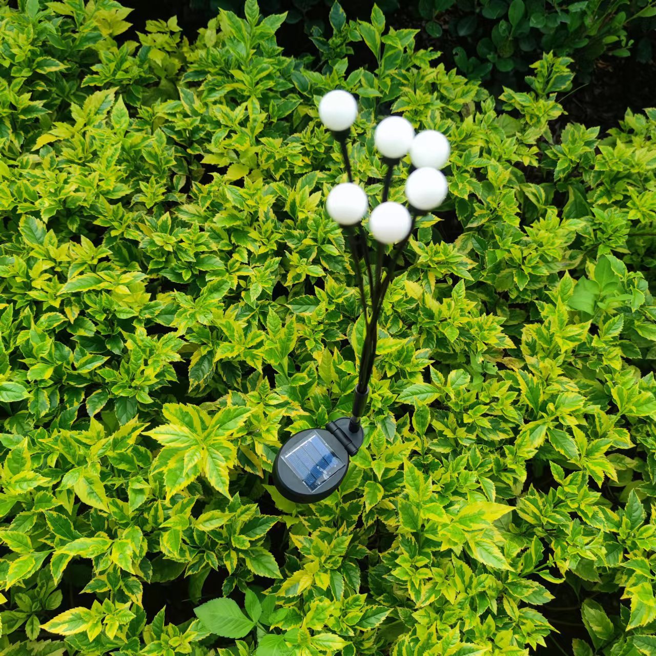 Cross-border solar firefly light wind-driven lawn light garden garden light decoration LED swing ball ground light