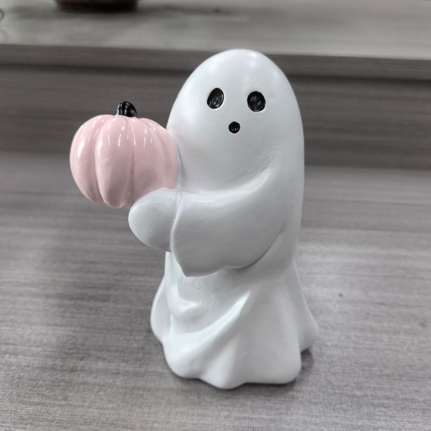 New cross-border Middle Finger Cute Ghost Halloween Resin Craft Ornament
