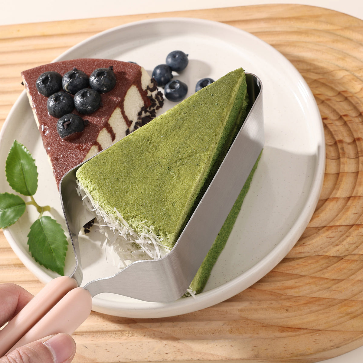 Stainless steel cake slicer, cake divider, triangular cake slicer, cake tongs tool