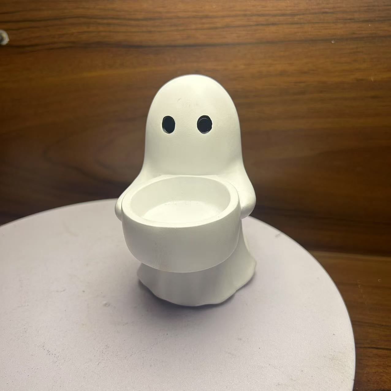 New cross-border Middle Finger Cute Ghost Halloween Resin Craft Ornament