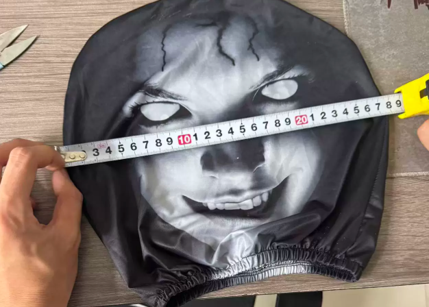 Black and white horror portrait personalized print car headrest covers, universal car interior neck support pillowcases, can be labeled and images can be sent by the customer.